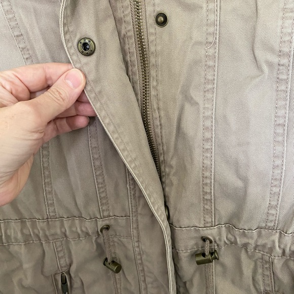 Jacket - Picture 3 of 5